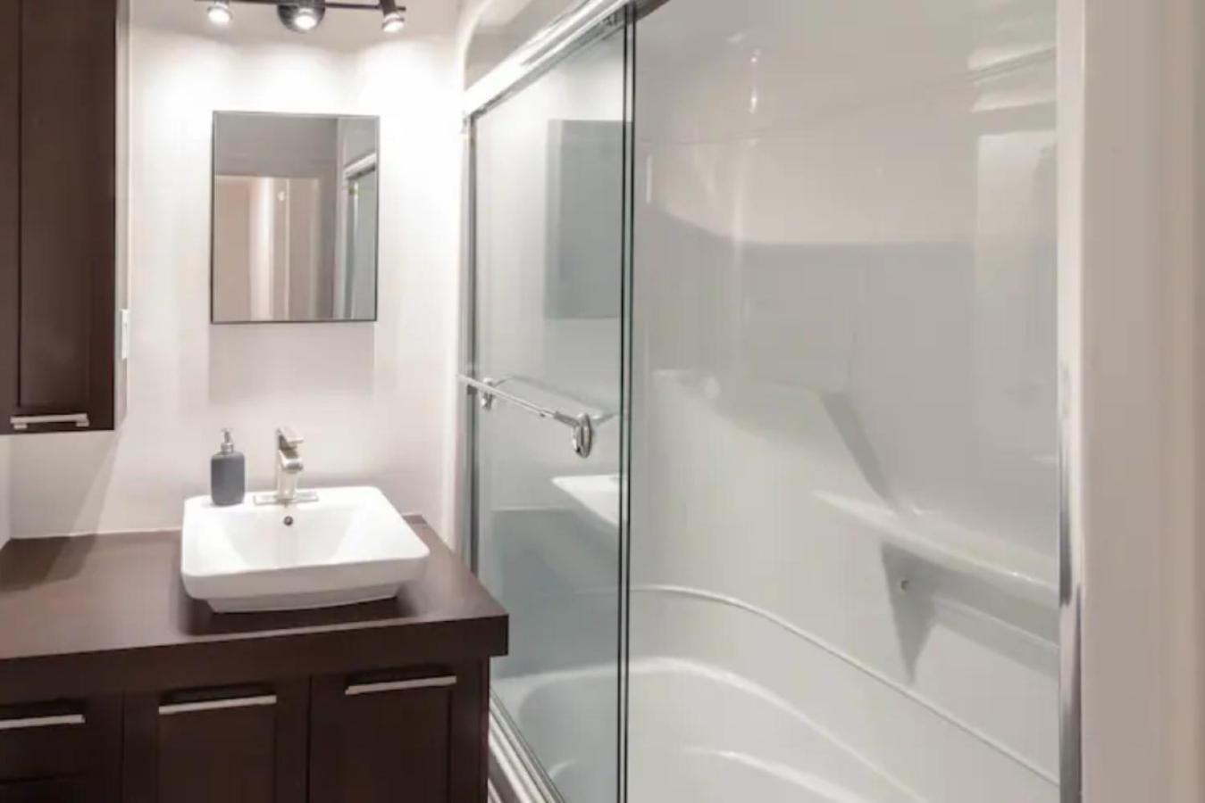 Golden Cross // Typical Old Quebec Appartement Εξωτερικό φωτογραφία